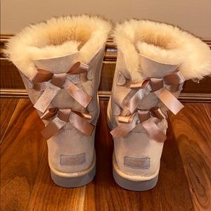 Bailey Bow Uggs